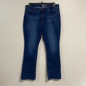 Lee Jeans Women’s Size 16 Medium Wash Midrise Regular Fit Bootcut Blue Jeans